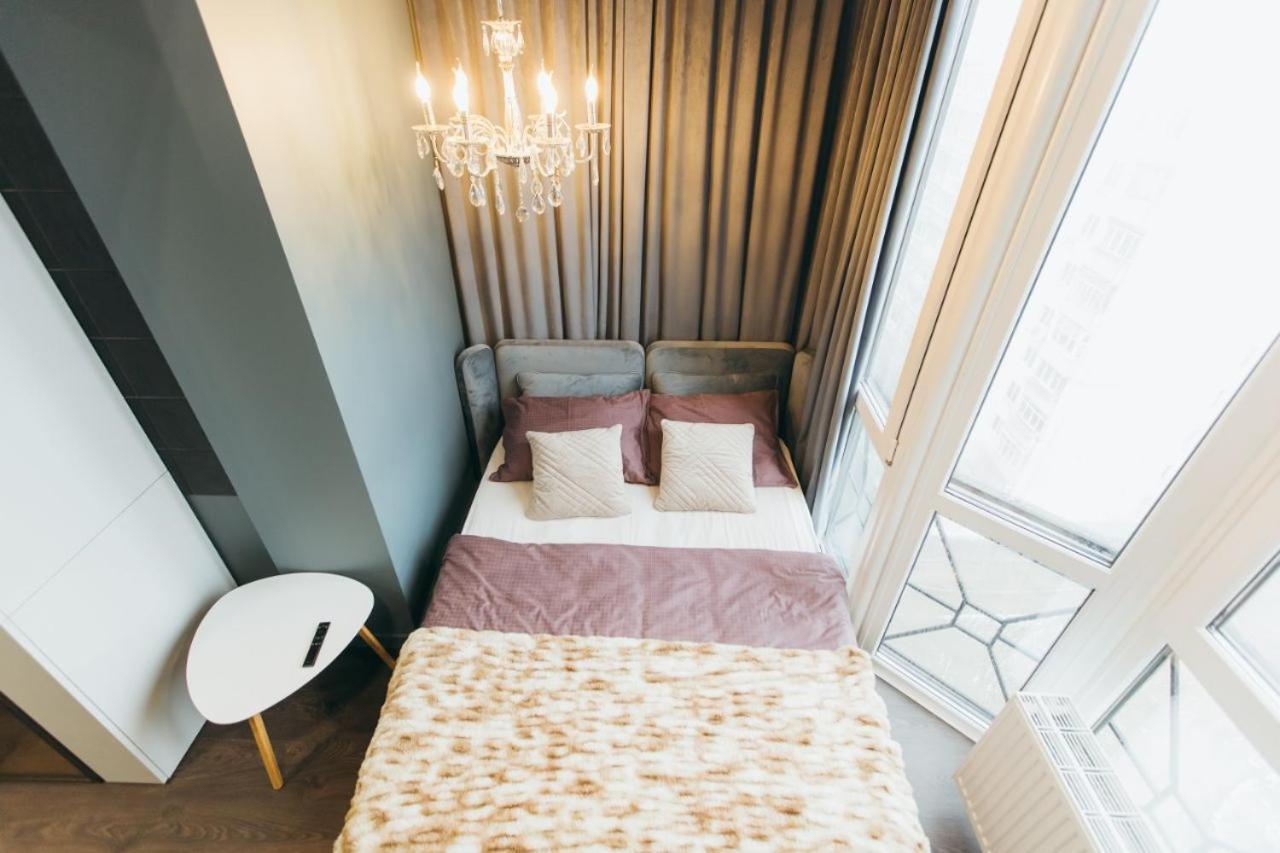Atlant Luxury Apartments On Golovna Навпроти Тц Депот, Безконтактне Заселення Tjernivtsi Exteriör bild