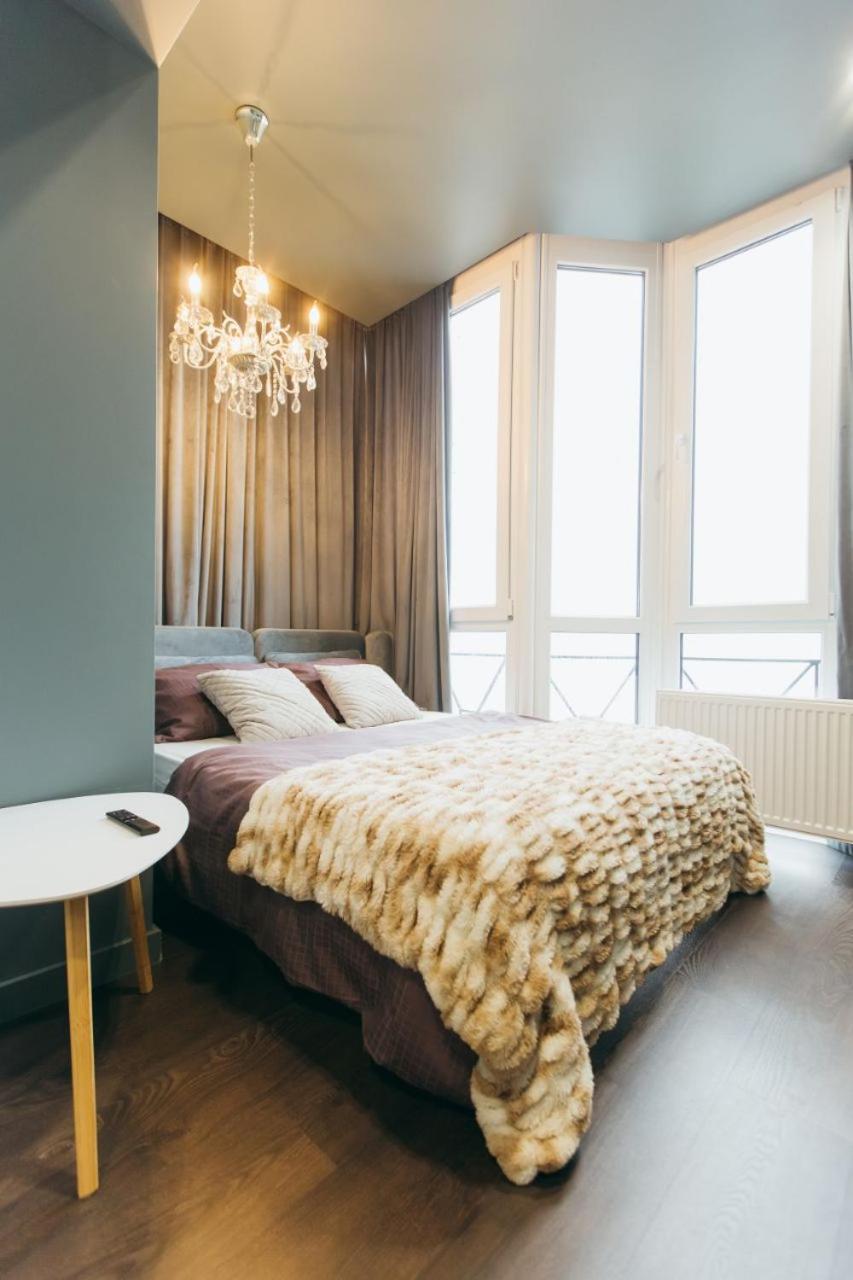Atlant Luxury Apartments On Golovna Навпроти Тц Депот, Безконтактне Заселення Tjernivtsi Exteriör bild