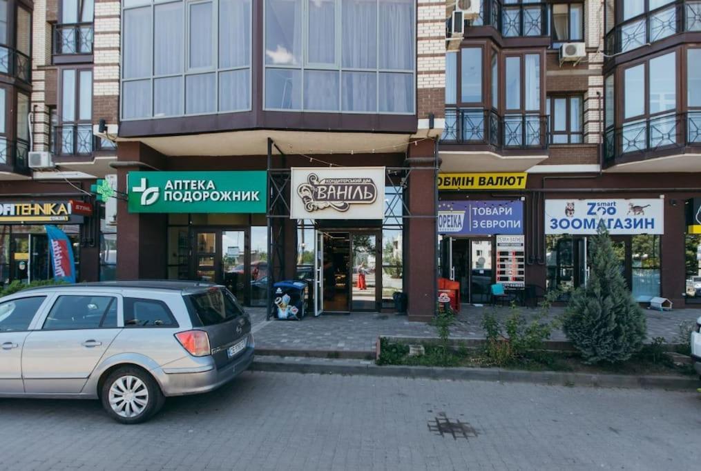 Atlant Luxury Apartments On Golovna Навпроти Тц Депот, Безконтактне Заселення Tjernivtsi Exteriör bild